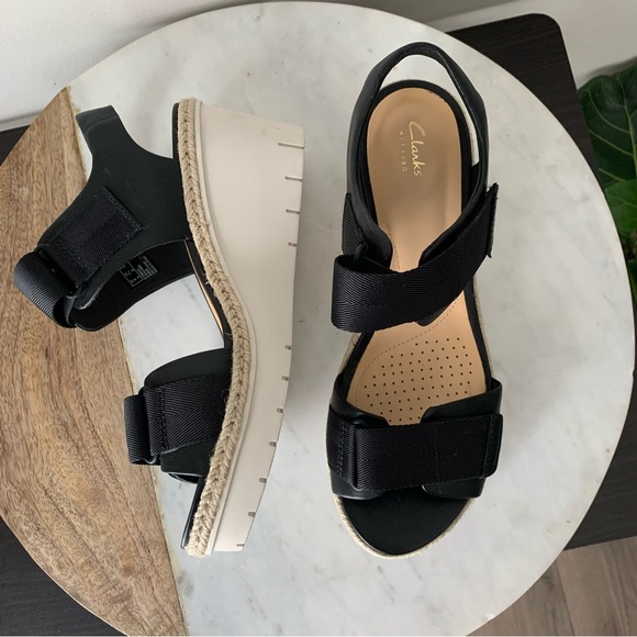 Clarks Shoes - NWOT CLARKS Palm Shine Wedge Heel Sandals SZ 7.5